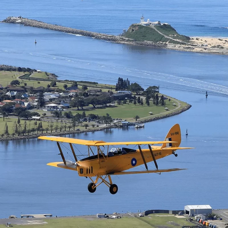 Tiger Moth 60 Minute Cruise