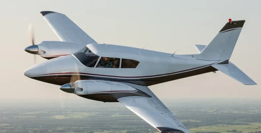 Piper-PA-30-Twin-Comanche